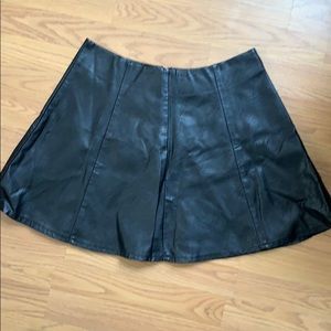 Forever 21 Black skirt